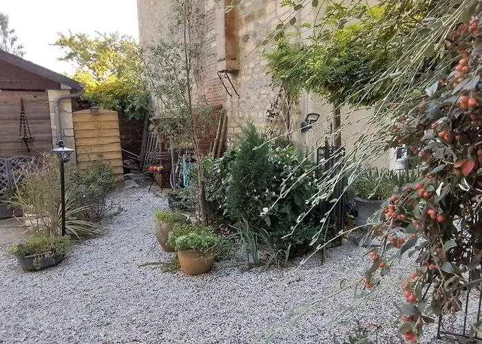 Charmante Petite Maison 度假居 *