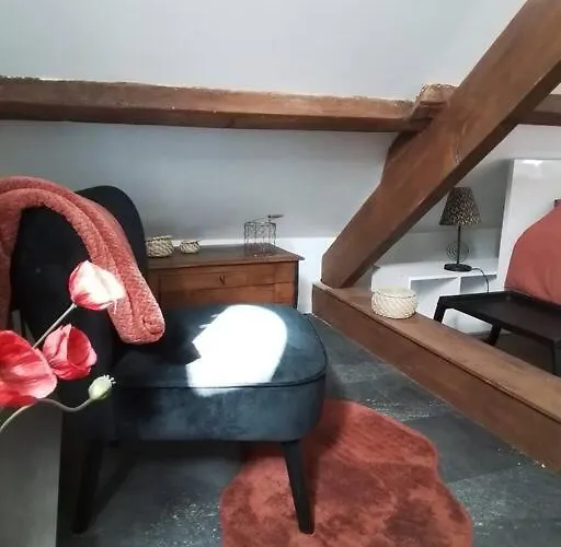 Charmante Petite Maison * Vieux (Calvados)