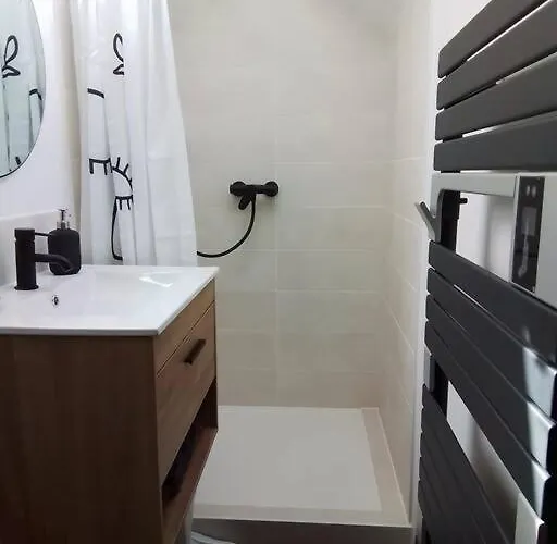 Charmante Petite Maison 度假居 Vieux (Calvados)